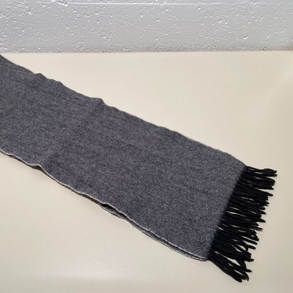 Italian Unisex Cashmere Blend Scarf - Picture 3 of 6